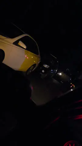 ( 00:18, вс 7 сент )  соим уже часов 2 на нейтиралке в сторону Грузии😒 #georgia🇬🇪 
