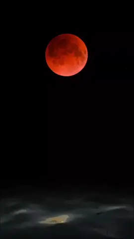 صلاه الخسوف والكسوف 🌕🌑#خسوف_القمر #اللهم_ارحمنا_برحمتك_يا_ارحم_الراحمين #foreyoupage #fup #foryou 