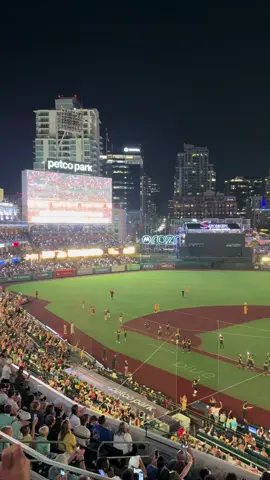 @thesavbananas at Petco Park! Truly an amazing experience! #savannahbananas #bananaball #petco #petcopark #sandiego 