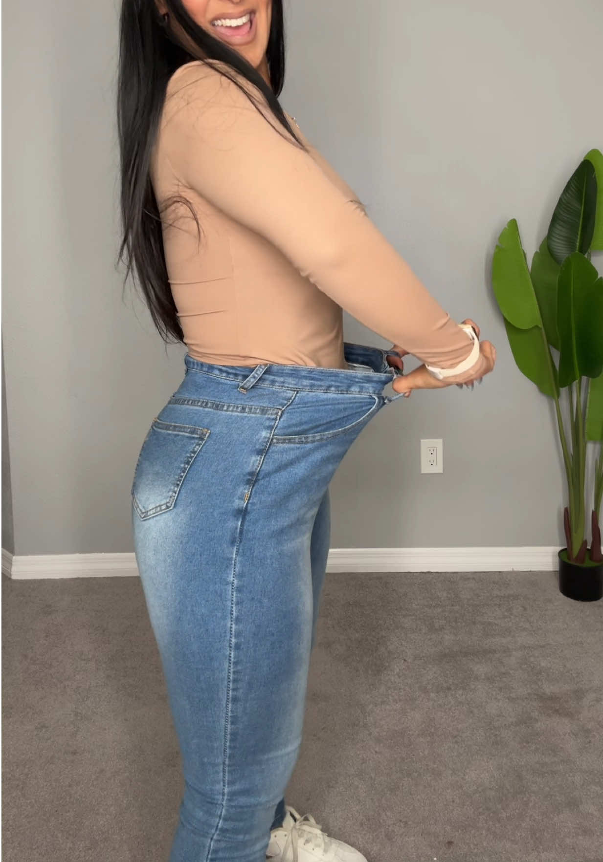 #comfyclothes #jeans #highwaisted #womenjeans #stretch 