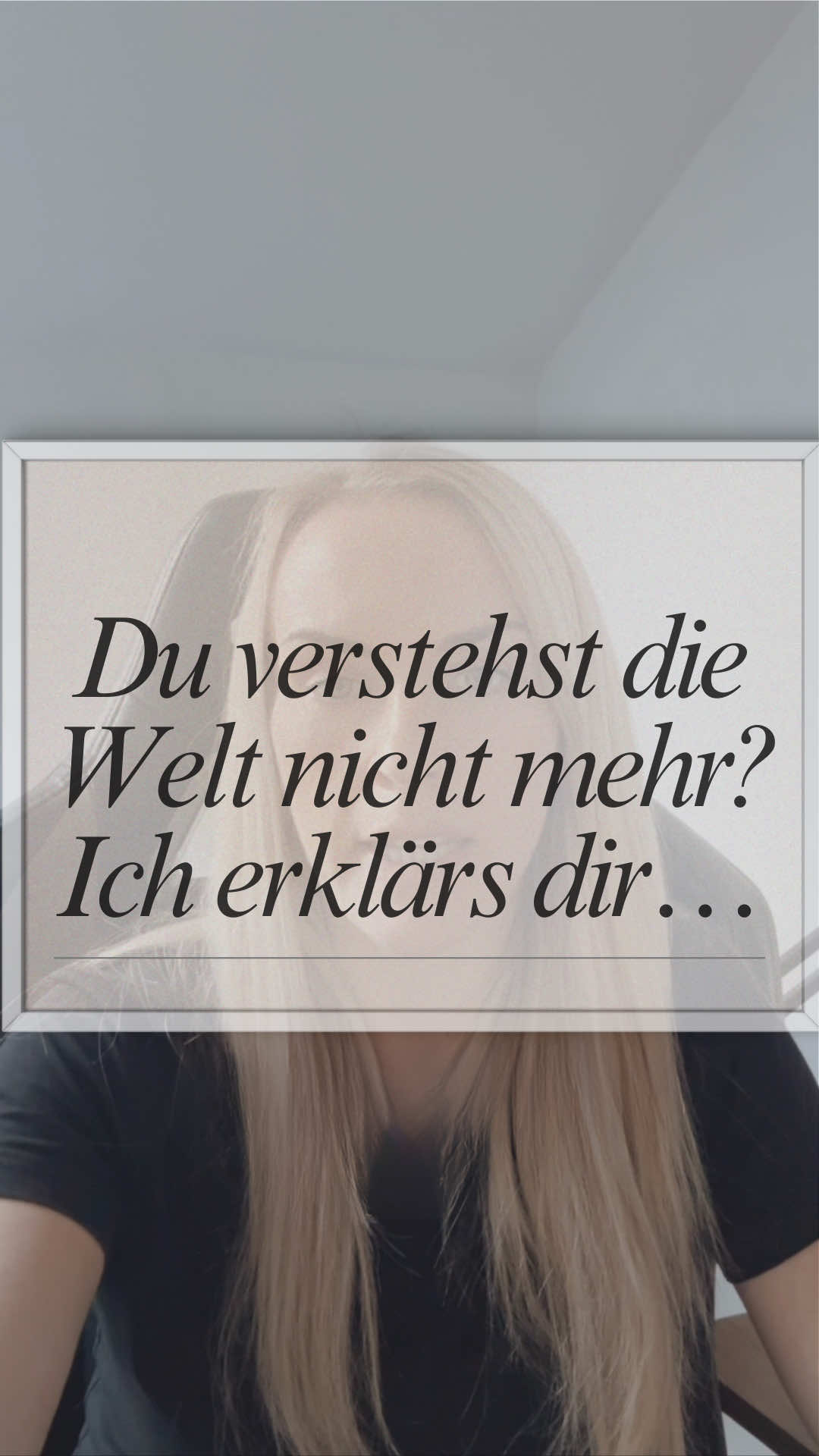 Findest du das noch normal? Männer sind Frauen, Wahrheit ist Hassrede, gesunde Menschen sind gefährlich - und wer Fragen stellt, ist plötzlich ein Extremist. Kommt dir das alles noch logisch vor? Wenn nicht: Dann bist du hier genau richtig. Wenn doch: Dann erst recht. Dieses Video hätte ewig so weitergehen können - denn es läuft so vieles schief da draußen. Was fällt dir noch ein, das komplett aus dem Ruder läuft? Schreib's in die Kommentare - ich bin gespannt.
