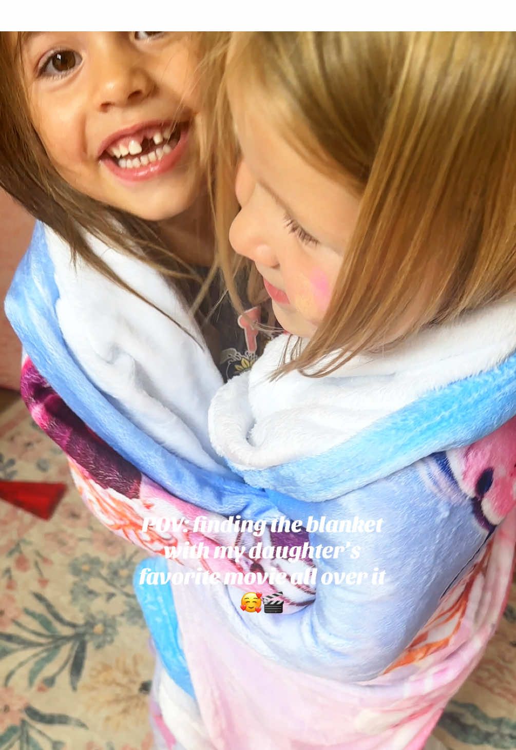 She’s in love!!!! #blanket #kpopdemonhunters #demonhunters #kidstoys #kidsblankets 
