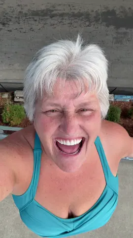 #lastone @Cerrone @wildwavespark_official #wildwaves #lovegrama #gramacarolyn 