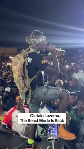 Alien Skin’s Performance At Ekyeppukulu Promax At Kololo Air Strip #shamilcruzug #briceppromotions #wabombacolline #fyp #alienskin 