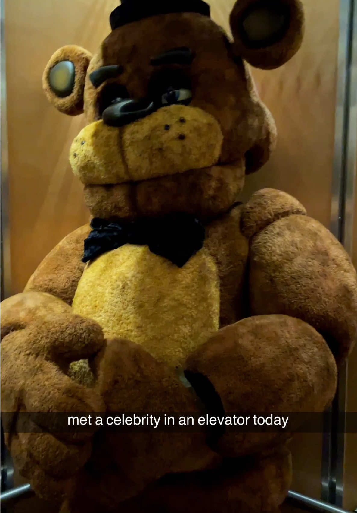 That’s nuts. I had no idea he was real - - We were graciously invited out to @Creep I.E. Con yesterday- we recorded this and some other stuff with Freddy I’ll be posting soon so stay tuned!  (Filmed by @Robby!) #fnaf #animatronic #freddyfazbear #fnafmovie #fivenightsatfreddys 