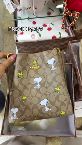 IG: TQ_PERU_TUMBES_ #🦋 #enviosatodoelperu🚚📦💯 #tumbesperu #carolinaherrera #enviosatodoelperu🇵🇪catalogo📲 #marcjacobs #guess #topqualityperu #bimbaylolareview #carterastopqualityperu #carterastop #viraltiktok #viralperu #liquidacion #guess #coach #bimbaylolaperu