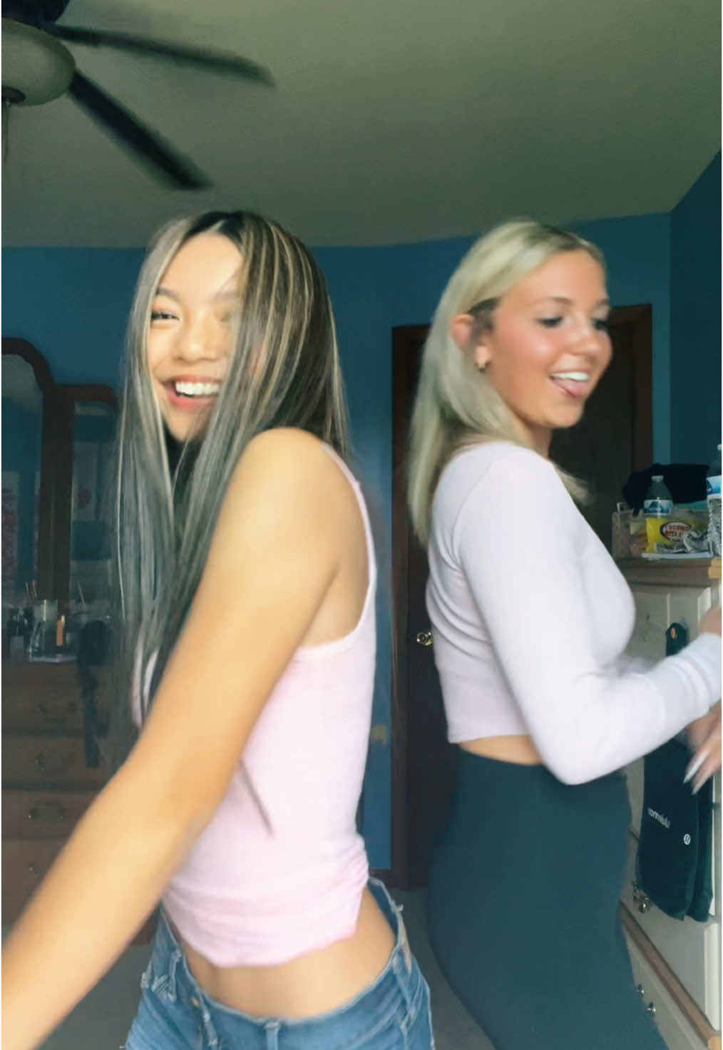 did we eat ??? @lola ;) #fypシ゚viral #dance #trend