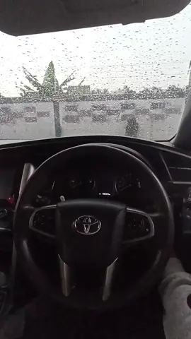 coldstart toyota Innova🥶 #fyp #toyota #innovaventurer #innovareborn #coldstart 