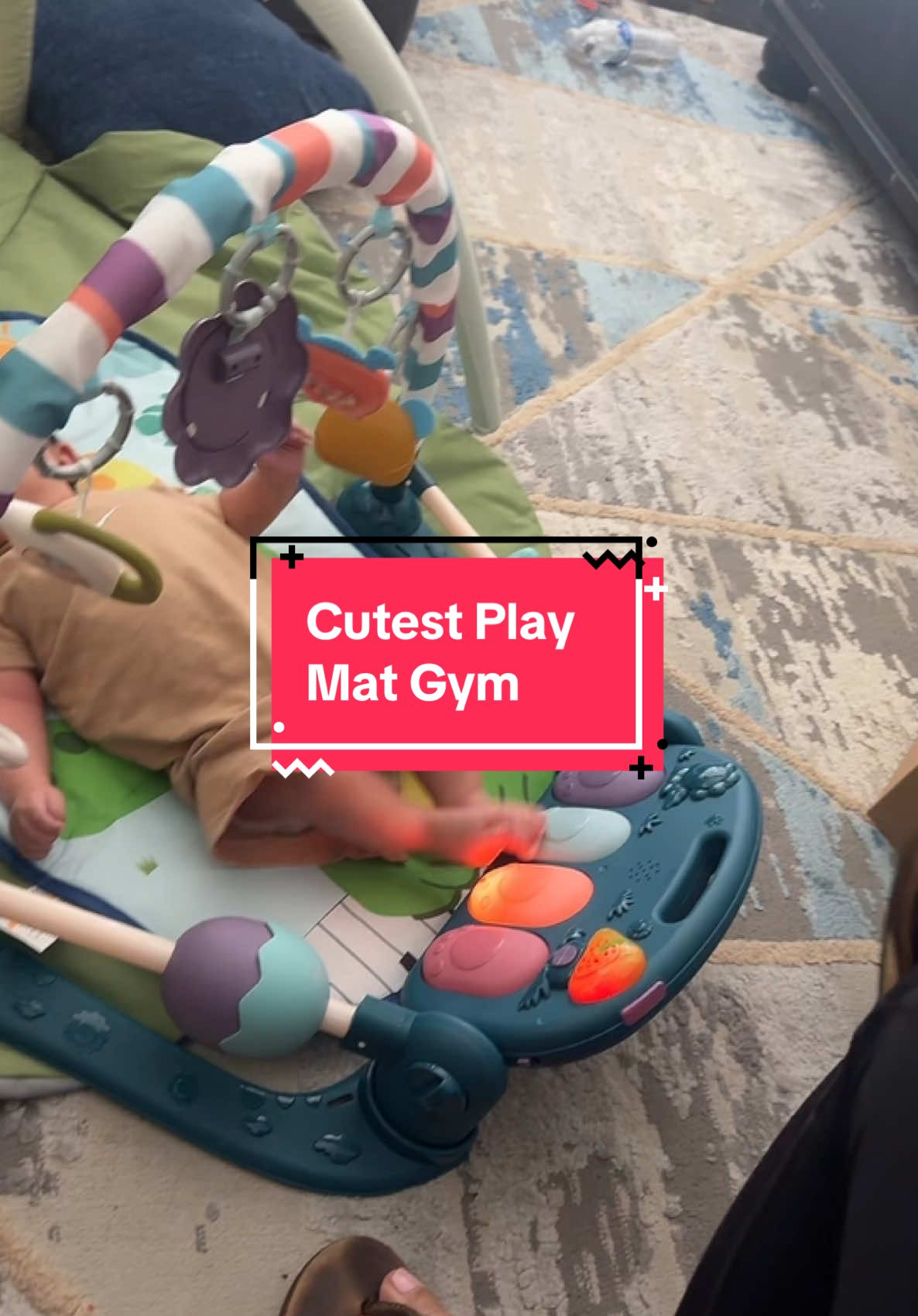 We’re loving it 🖤 Can use on his back AND during tummy time !! #tiktokshop #babytoys #momtok 