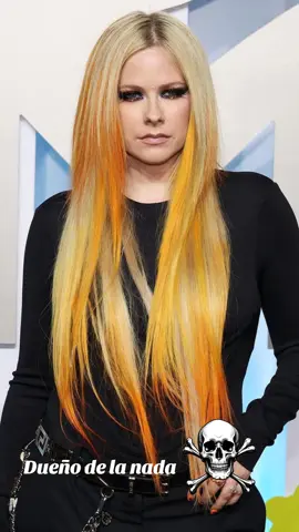 hermosa Avril Lavigne 