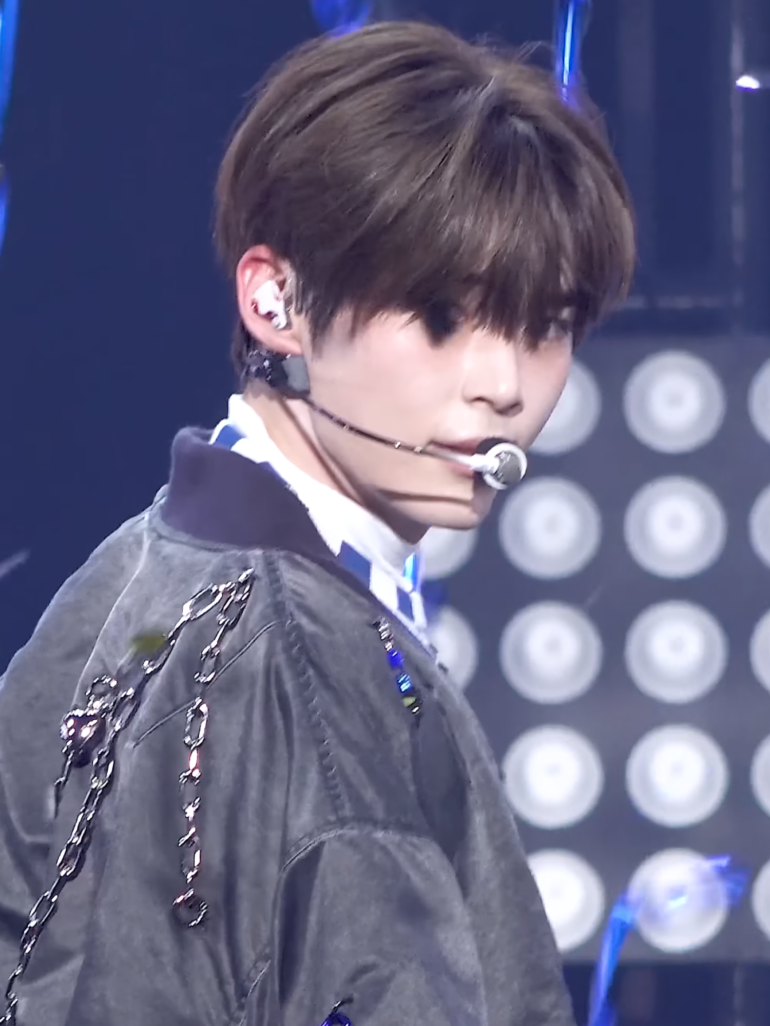 Iconik - ZEROBASEONE SUNG HANBIN Fancam | 250906 #SUNGHANBIN #성한빈 #ZEROBASEONE #제로베이스원 #Iconik #fancam #직캠 #okchoom3r #kpop #dance #dancing #viral #fyp #foryou #foryoupage #kpopfyp