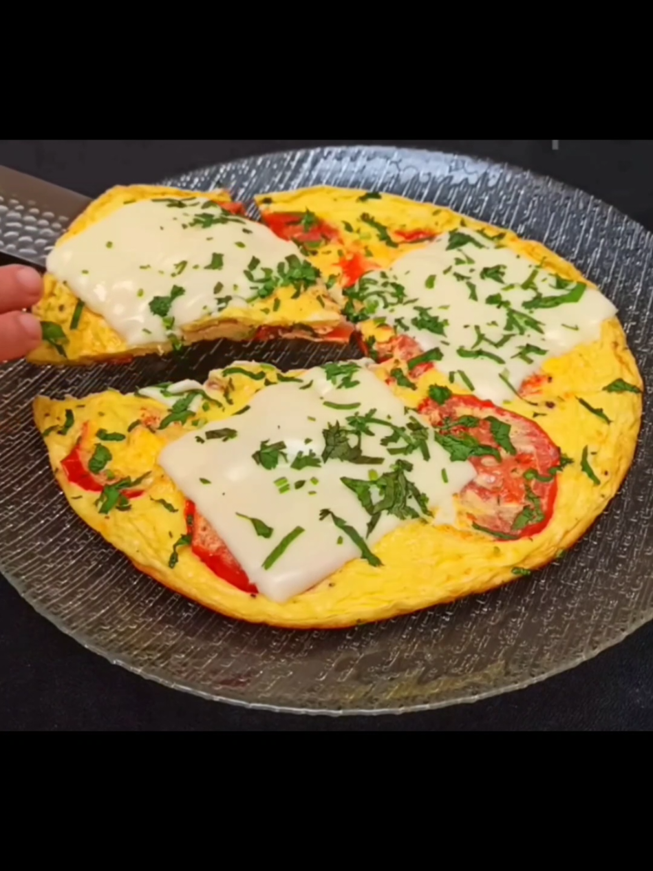 Receta de Omelette 🍳 Receta Saludable 🍳 Receta para la cena 🍳 Receta para el Desayuno 🍳 Receta de Huevos revueltos 🍳 #cocina #comida #Receta #recetas #entretenimiento 
