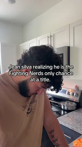 Que the *barking*  #fightingnerds #jeansilva 