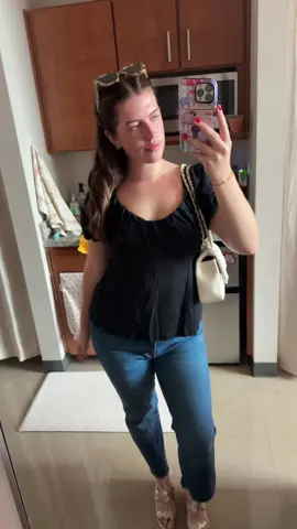 me and mom outfits 🤞