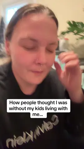 Now that my daughter is living with me.. Ive come out of that hole.. I’m still missing one, but it’s what HE wanted and I’d never take him from his dad.. I love my babies #fyp #coparenting #foryou #relatable #relationships 
