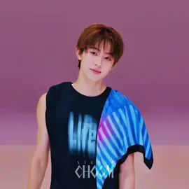 he’s so attractive #seonghyeon #cortis @CORTIS 