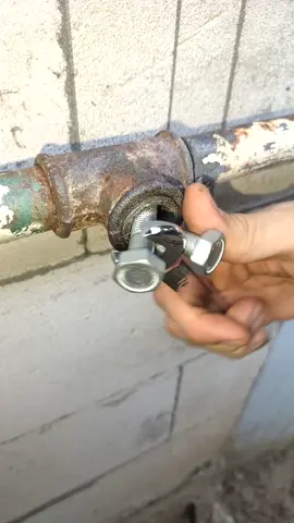 A Great DIY Plumbing Idea! Ingenious Method to Remove Broken Faucet Threads from a Pipe #DIY #plumbing #tips #tricks #skills