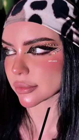 فرح ❤️‍🔥 @Farah razem  #hazal #taif #makeup  #makeuptutorial #makeupartist #makeuptips #الطائف #الطايف #الطائف_الآن #الطائف #ميكب #ميكب_عرايس #ميكب_عروس #ميكب_ارتست_الطائف #إكسبلور #إكسبلورر #إكسبلوررررررر_explore #explore #ex #f #fyp #foryou #foryoupage #makeup  #farahrazem #فرح_الجزائرية #فرح_رازم #قسمه_ونصيب 