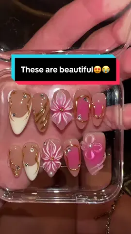 Instead of spending $150 at the salon… just get the press on’s😍👏 #nail #pressonnails #pressons #diynails #justagirl 