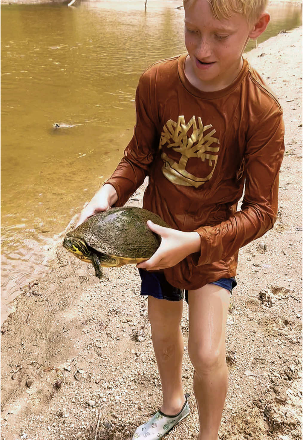 My little country boys. #angels #boys #country #creek #river @Charlie Rufus 