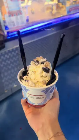 such a fun sweet treat spot😌 #icecream #dessert #sweettreat #subzero #magic 