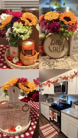 Just a little splash of fall decor! #fyp #foryoupage #falldecor #homedecor #simpleaddition 