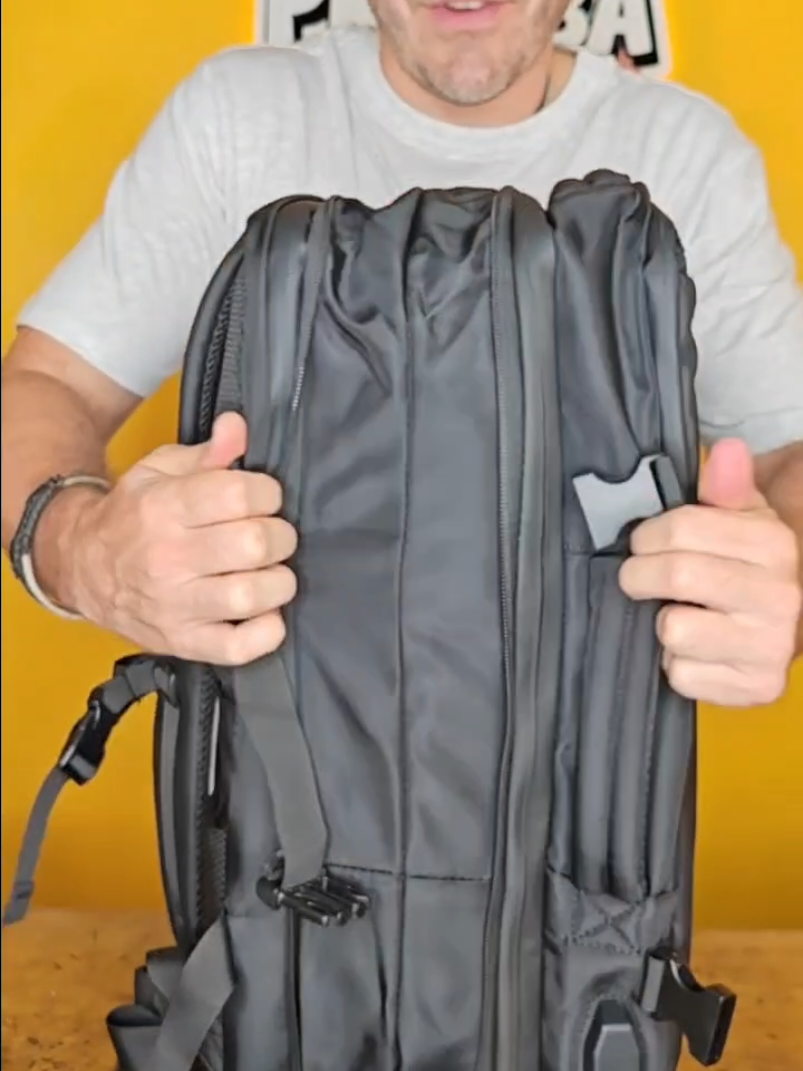 Probé la mochila al vacío. succiona el aire y le entra muchas más cosas. vemos si es verdad a lo que dicen en su nuncio y en su #publicidad .  Para los que lo quieren yo lo encontré en #mercadolibre y les dejo el código con el que lo encuentran ahí  I4O5TP-VJTM   #viaje   #misfavsdemercadolibre #mercadolibre @Mercado Libre México 