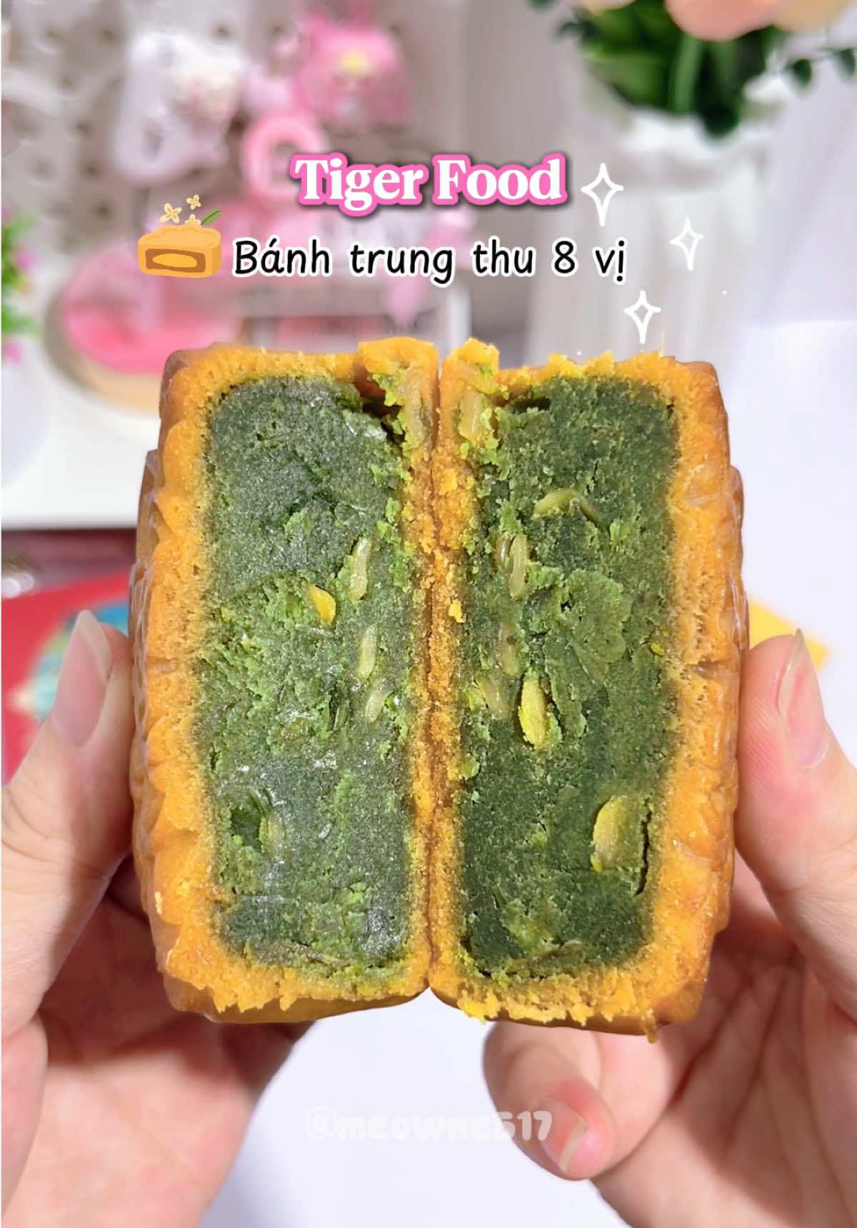 Bánh trung thu Tiger Food. Ngon - mềm - dẻo✨. Nhiều vị độc đáo😋. Có hộp quà sang trọng, mang đi biếu làm quà. Đẹp, sang và tinh tết lắm nha🎁 #tigerfood #banhtrungthutigerfood #banhtrungthu #matcha #banhngon 