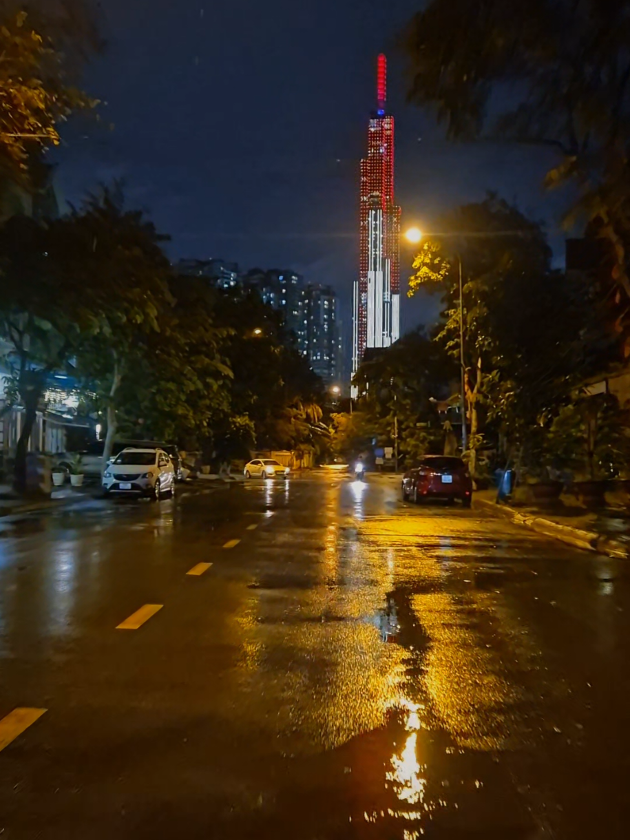 Trong cuộc sống này, dù có những thử thách và khó khăn, điều quan trọng là chúng ta nên học cách tận hưởng từng khoảnh khắc.