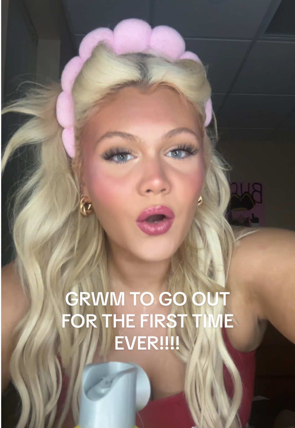 IM SO EXCITED!!!! #collegelife #goingout #fyp #grwmmakeup #grwm 
