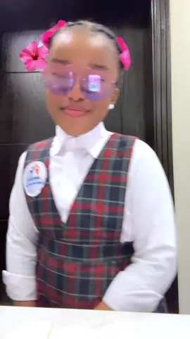 حتى اول يوم مدرسه جيبلا 😜