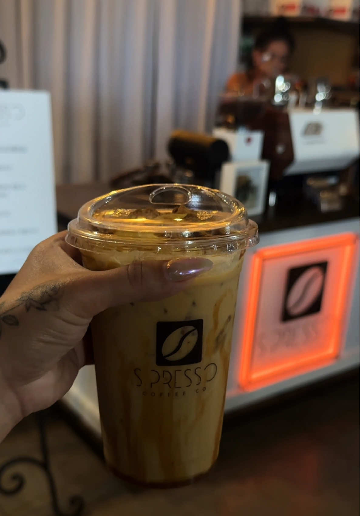 @S-Presso Coffee CO. This intimate event was the sweetest! I can confidently say all of us locals are obsessed — not just with the coffee, but with the way y’all are building community around something we all love & enjoy ☕️🍂 Thank you so much for the invite ✨