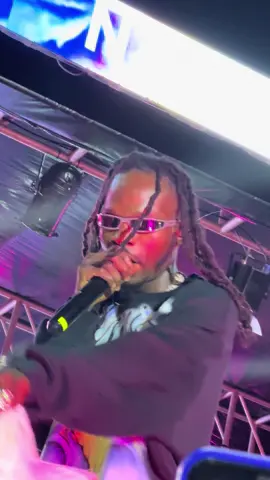 @Naira Marley  Marlians dey here 🥰😍 #celtiissummershow #goviral 