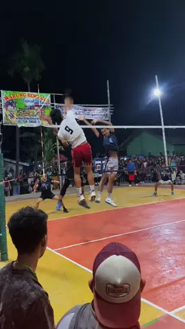 @zaltan penutup set terakhir menuju grand final 🔥🔥#volleyballworld #olahraga #fyp #turnamen #semiopen 