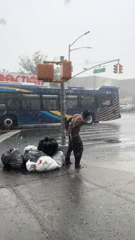 В Нью Йорке такие дожди что помыться можно #nyc #september #fall #autumn #rain