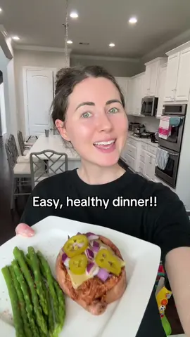 Easy, healthy dinner!! I have been making so much in the crockpot lately and love it #easydinnerideas #girldinner #EasyRecipes #makedinnerwithme 