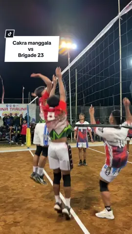 @BINA TARUNA CUP I cakra manggala cepoko vs Brigade 23 pakel mrayan #fypdongggggggggシ #tarkamvoliponorogo #volitarkam #tarkamvoli #ponorogo24jam 