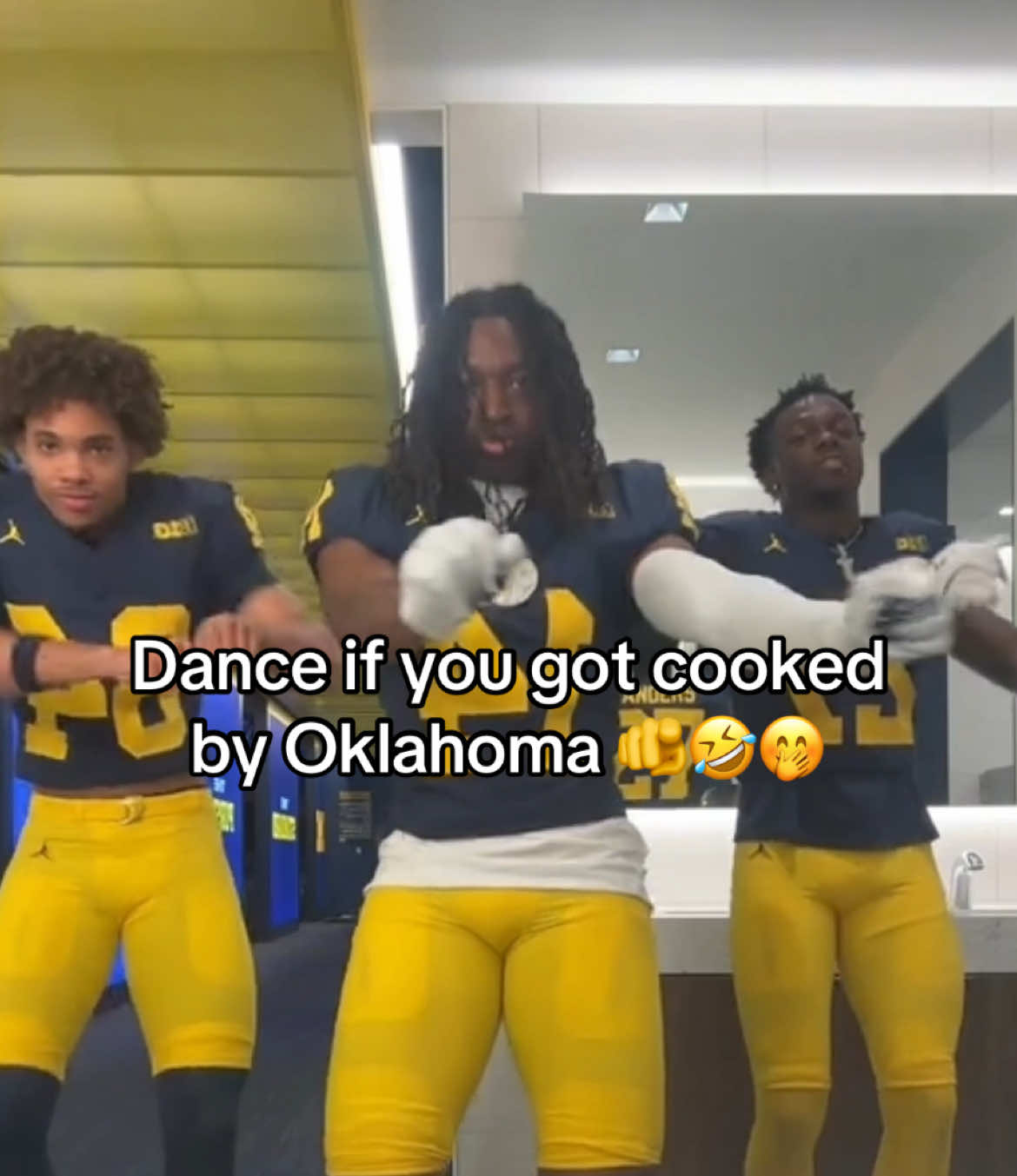 Michigan is overrated 🤡🤡 #michiganfootball #oklahomafootball #CollegeFootball #dance #meme 