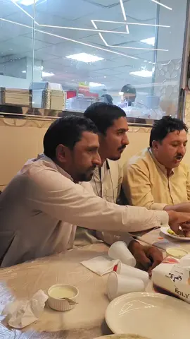 صدقے نبی دے کھاندے روا گے لنگر 