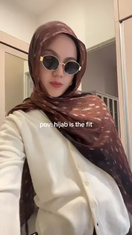 When the hijab is the fit 🤎 Bambi is now available for purchase 🦌