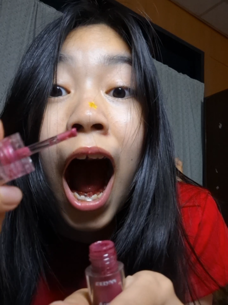 สีสวยแต่แพ็คเกจอาจจะยัง#ลิปmelynn 