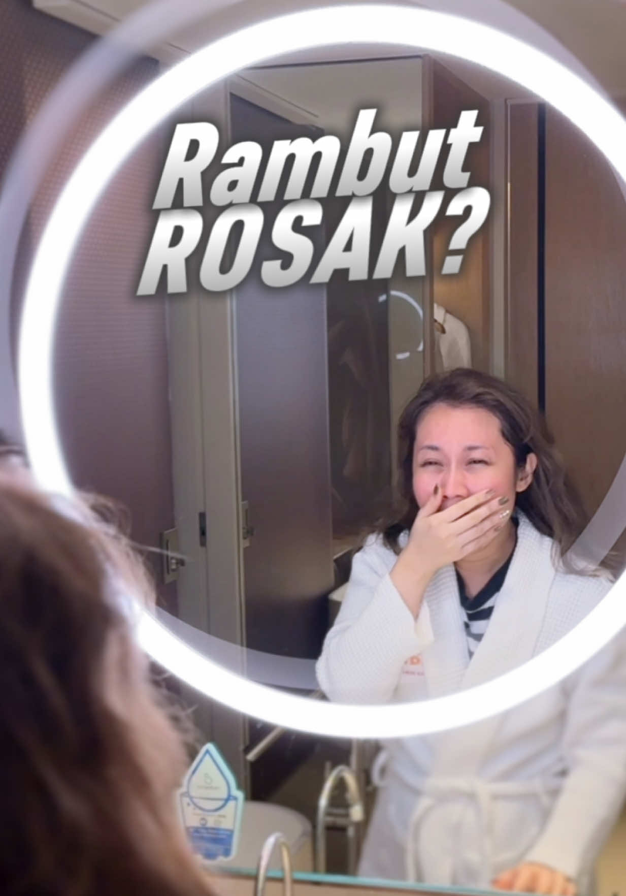 Rambut Rosak? video ni utk uols.. Repair Hair Elixir ni Diperkaya dengan 7 jenis minyak botani + Squalane + Vitamin B5 + Asid Hyaluronik.. Memperbaiki rambut bercabang, kering & rosak dari akar hingga hujung. Ada 4 pilihan bau Osmanthus, Jasmine, Lavender & Fig, uols suka yg mana? cuba komen.. #skincaremalaysia #HairOil #HairCareRoutine #TikTokBeauty #glowingskin 