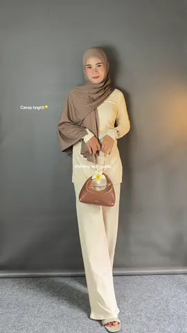 Oneset beli disini👉🏻 @Weny wahyunia #oneset #onesetviral #outfitideas #outfitinspo #foryoupage 