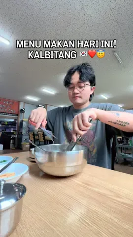 MENU MAKAN HARI INI! KALBITANG 🇰🇷❤️😇 #pmikorea🇮🇩♡🇰🇷 #gtogkoreaselatan🇲🇨🇰🇷 #fyp #korea #food 
