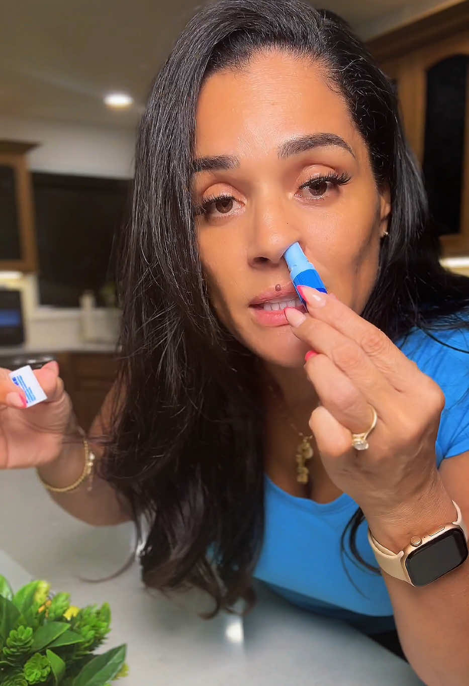 My nasal congestion was out of control until I started using the Ceelike Nasal inhaler.  This 2-in-1 Nasal stick is packed with essential oils.  The Ceelike Nose inhaler also has the same essential oil in a roller on the opposite end.  This is great for migraines, temples, muscles stiffness and more!  #ceelike #nasalstick #nasalinhaler #allergies #tiktokshopcreatorpicks 