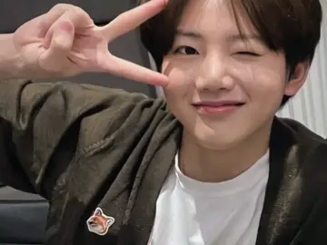 '2000.09.09' happy bday kyuuu 🎂💞  keep shiningg sayang 😘✨ #junkyu #treasure #junkyubirthday #teubyver_zone 