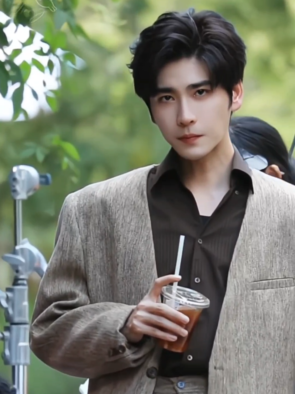 Padahal kalau mode 'anteng' gini lo... cakepnya gak ada obat 😍, tapi kalau dah 'kumat', dahlah...nyerah! 🤣🤭  #wangyiran #王奕然 #shorts #cdrama #actor 