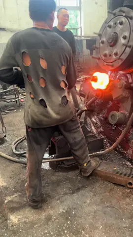 Watch how hot steel is forged into strong bearings in the factory! 🔥 #blacksmith #process #forging #manufacturing #machine