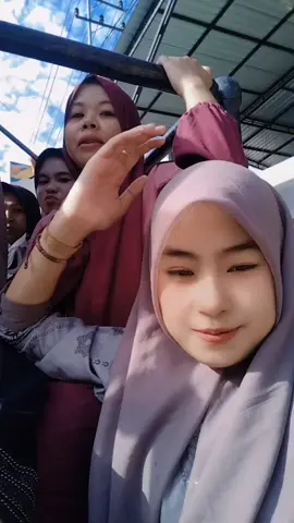 Rombongan Tiap Hari PaDaT