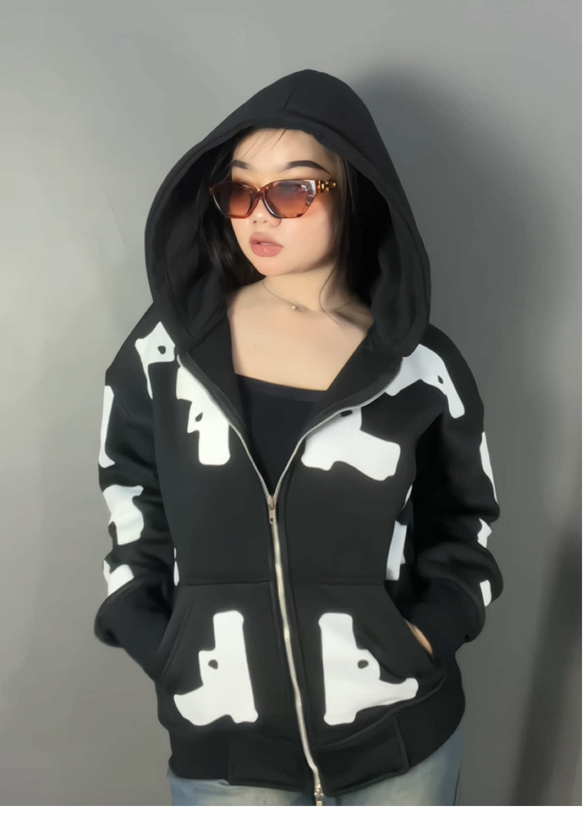 Rekomend hoodie bisa di pake cewek cowok 🖤 #hodie #jaketcewekcowok #fyp 